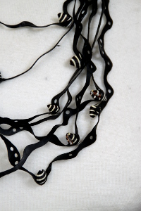 caoutchouc et coquillages dtail